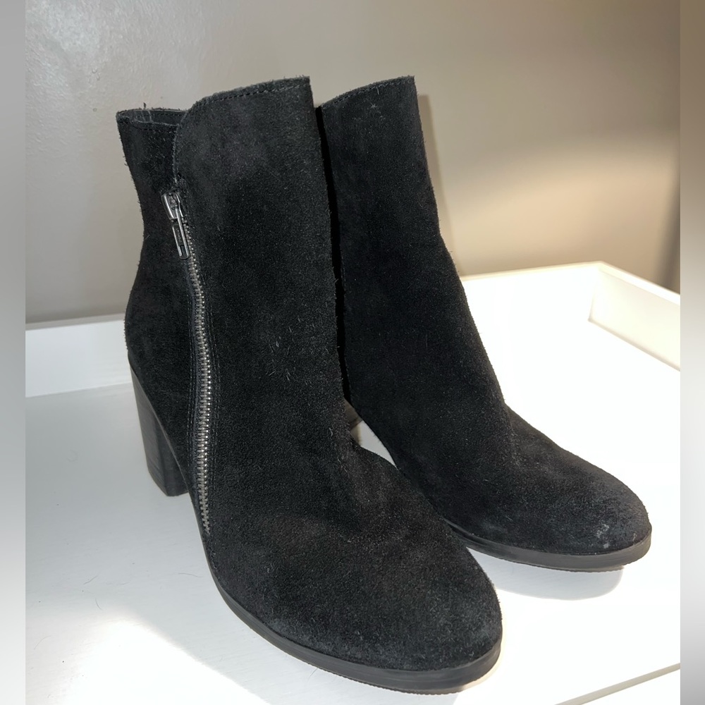 Black Booties